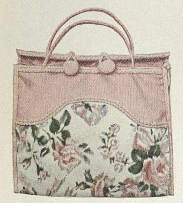 Sewing bag (Source: Ladies Home Journal, November, 1913)