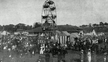 Milton.Fairground_ferris_wheel_