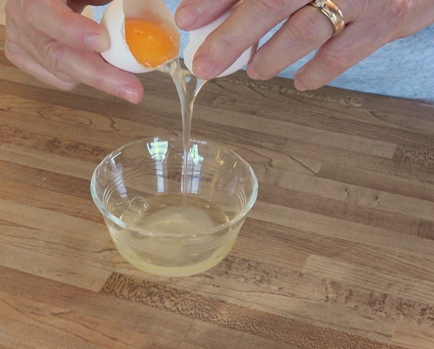 separating eggs