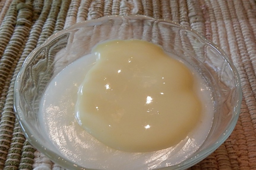Lemon Snow with Custard Sauce