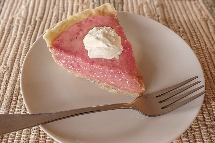Old-Fashioned Pink Chiffon Pie (Cranberry Chiffon&nbsp;Pie)