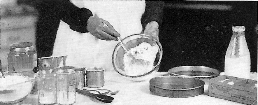 creaming shortening and sugar