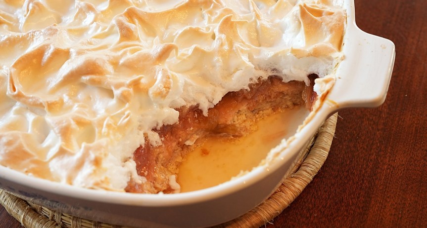 Rhubarb Meringue Pudding